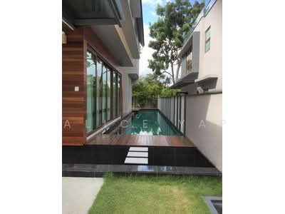 For Rent - 182B Lornie Road