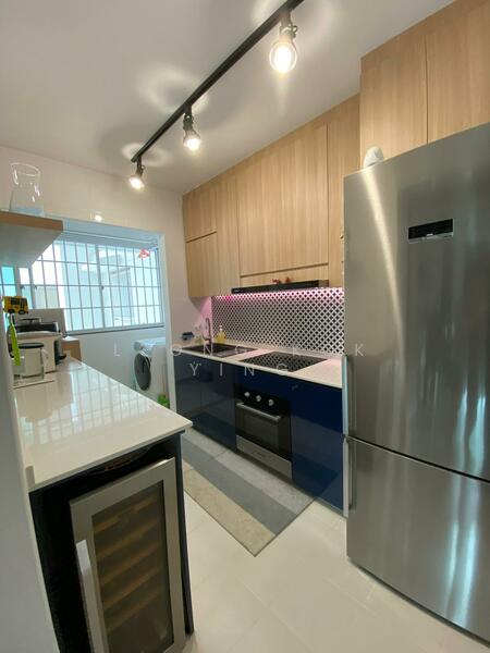 95A Henderson Road HDB Flat For Sale at S$ 1,049,000 | PropertyGuru Singapore - Kitchen