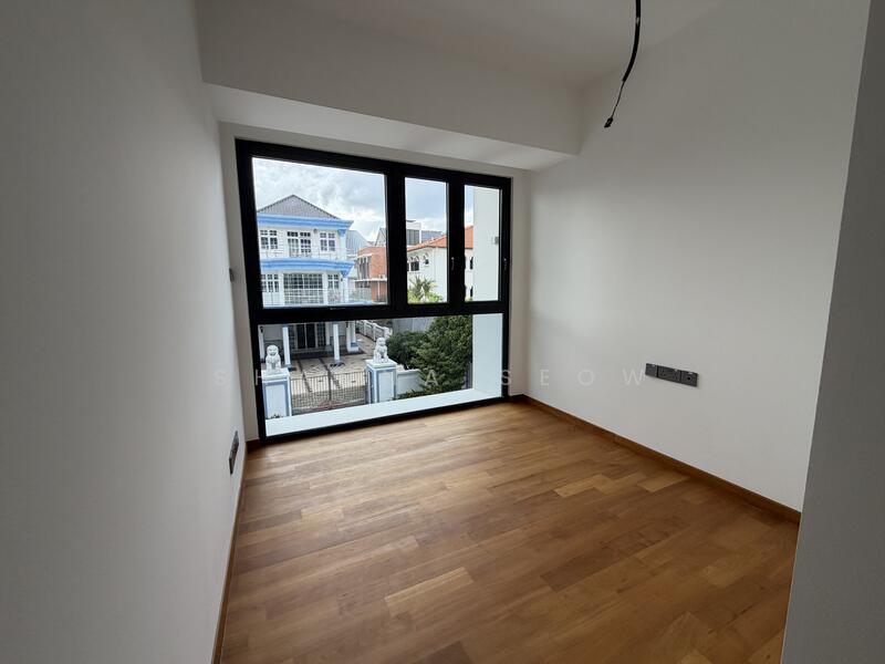 Brand New FREEHOLD Semi-D D14 ❤️ Near MRT Semi-Detached House For Sale at S$ 6,900,000 | PropertyGuru Singapore