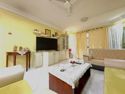 For Sale - 710 Hougang Avenue 2