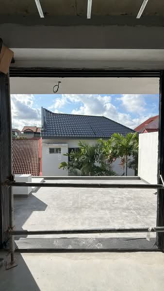 Brand New Freehold 2.5 Storey + Mezzanine Interterrace ❤️ TOP 2026, Jalan Leban, 5 Bedrooms, 5,132 sqft, Terraced House For Sale, by Shauna Seow, 500054406 - Balcony - PropertyGuru.com.sg