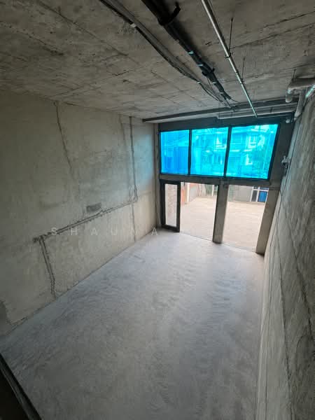 Brand New Freehold 2.5 Storey + Mezzanine Interterrace ❤️ TOP 2026, Jalan Leban, 5 Bedrooms, 5,132 sqft, Terraced House For Sale, by Shauna Seow, 500054406 - Living Room - PropertyGuru.com.sg