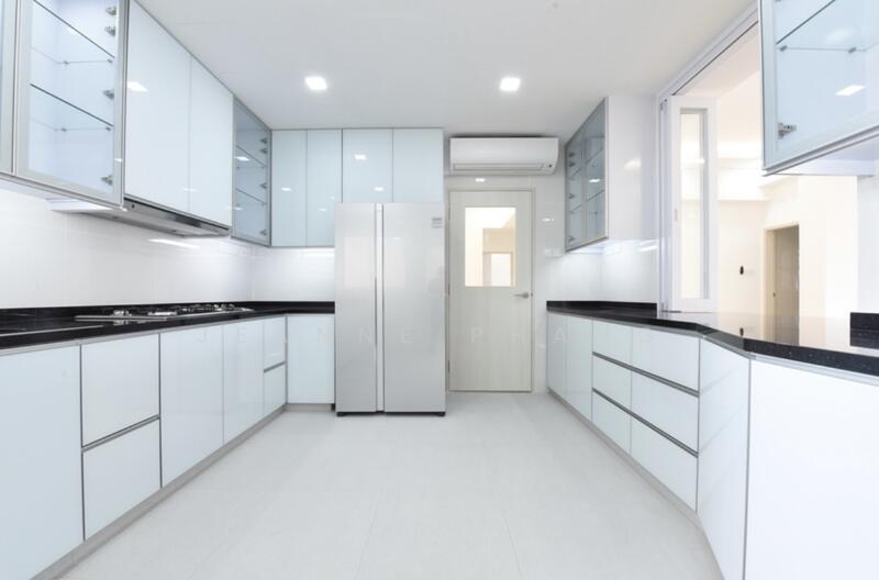 Regency Park, 3 Nathan Road, 4 Bedrooms, 3,650 sqft, Condominium For Rent, by Jeanne Phang, 500054423 - Kitchen - PropertyGuru.com.sg