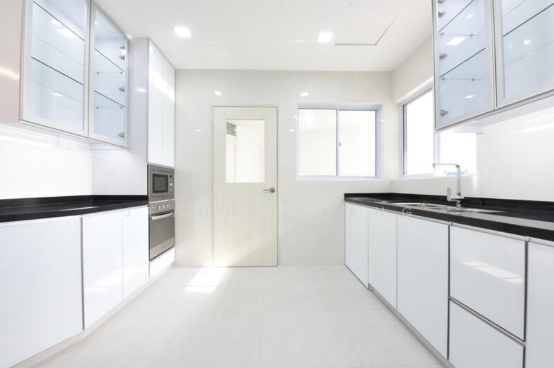 Regency Park, 3 Nathan Road, 4 Bedrooms, 3,650 sqft, Condominium For Rent, by Jeanne Phang, 500054423 - Kitchen - PropertyGuru.com.sg