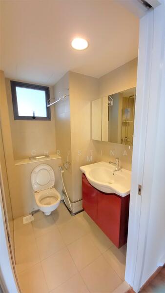 1 Cantonment Road HDB Flat For Sale at S$ 1,500,000 | PropertyGuru Singapore - Bathroom