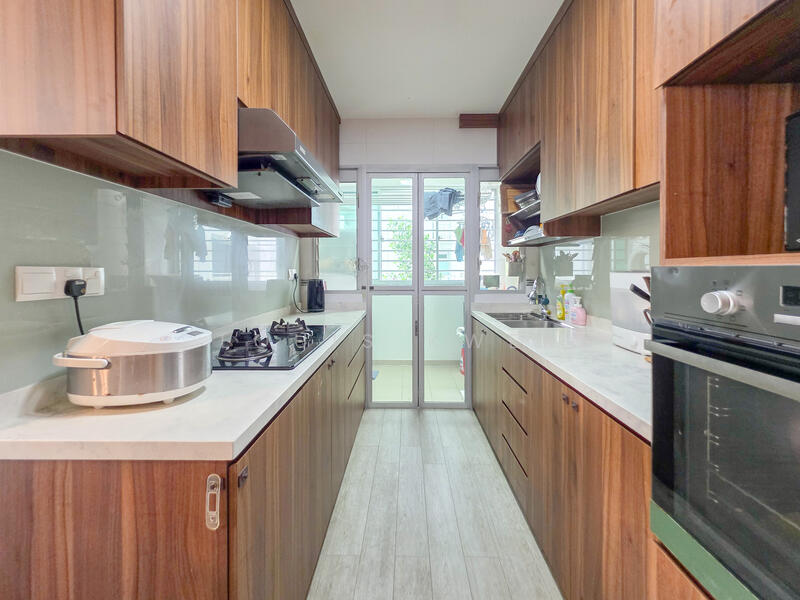 92B Telok Blangah Street 31 HDB Flat For Sale at S$ 950,000 | PropertyGuru Singapore