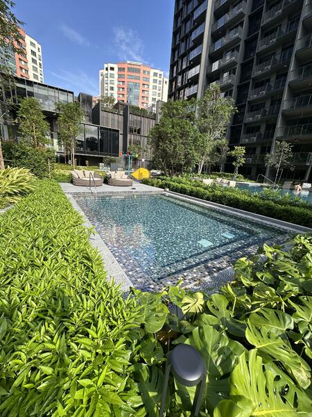 Tembusu Grand, , 4 Bedrooms, 1,432 sqft, Condominium For Rent, by Billy Ong, 500054456 - Pool - PropertyGuru.com.sg