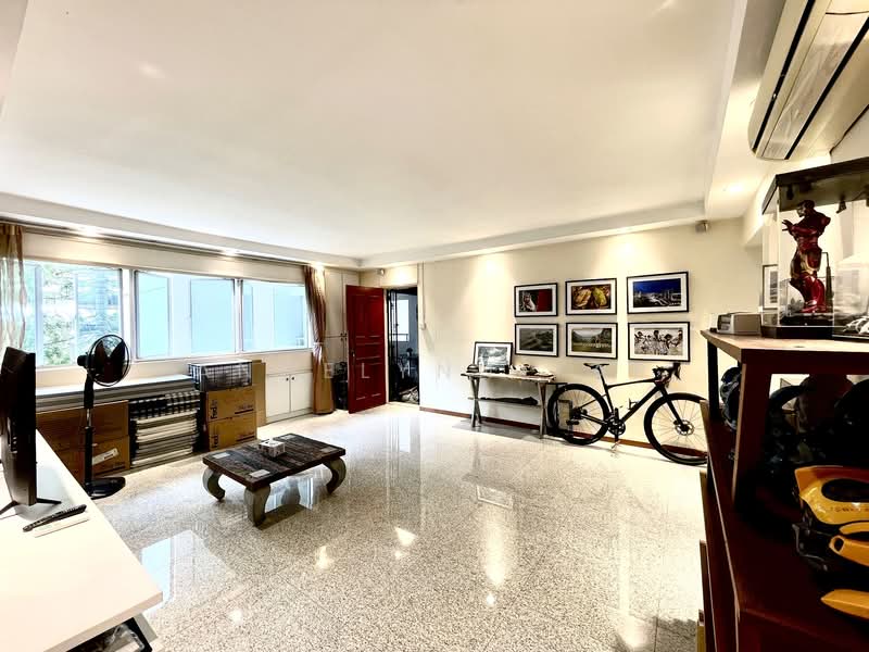 113 Clementi Street 13 HDB Flat For Sale at S$ 799,000 | PropertyGuru Singapore - Living Room