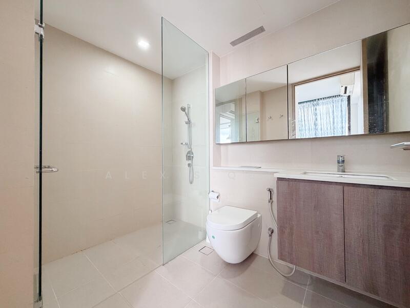 The Wisteria Condominium For Sale at S$ 740,000 | PropertyGuru Singapore - Bathroom