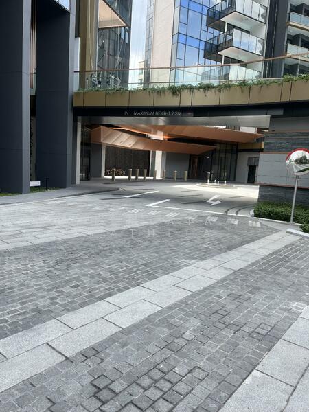 Perfect Ten, 323 Bukit Timah Road, 3 Bedrooms, 1,281 sqft, Condominium For Rent, by Hemlata Pathela, 500054465 - Exterior - PropertyGuru.com.sg