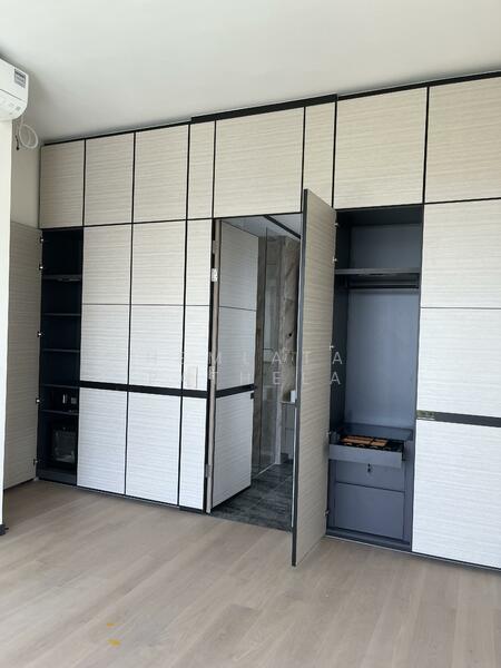 Perfect Ten, 323 Bukit Timah Road, 3 Bedrooms, 1,281 sqft, Condominium For Rent, by Hemlata Pathela, 500054465 - Interior - PropertyGuru.com.sg