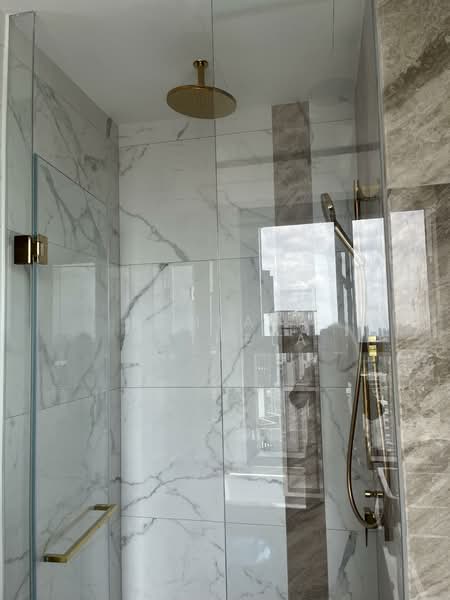 Perfect Ten, 323 Bukit Timah Road, 3 Bedrooms, 1,281 sqft, Condominium For Rent, by Hemlata Pathela, 500054465 - Bathroom - PropertyGuru.com.sg