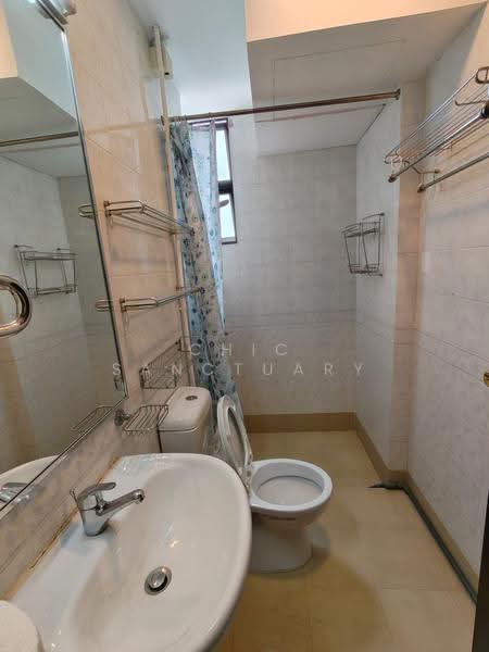 Arthur Mansions, 125 Arthur Road, East Coast / Marine Parade, Room Rental, 135 sqft, Condominium For Rent, by Sum, 500054467 - Bathroom - PropertyGuru.com.sg
