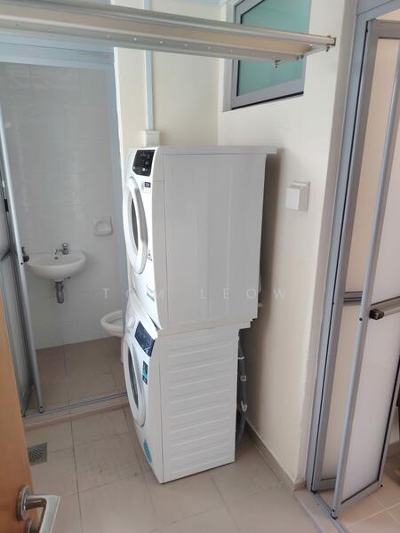 Caribbean at Keppel Bay, 46 Keppel Bay Drive, 3 Bedrooms, 1,335 sqft, Condominium For Rent, by Tom Leow, 500054468 - Bathroom - PropertyGuru.com.sg