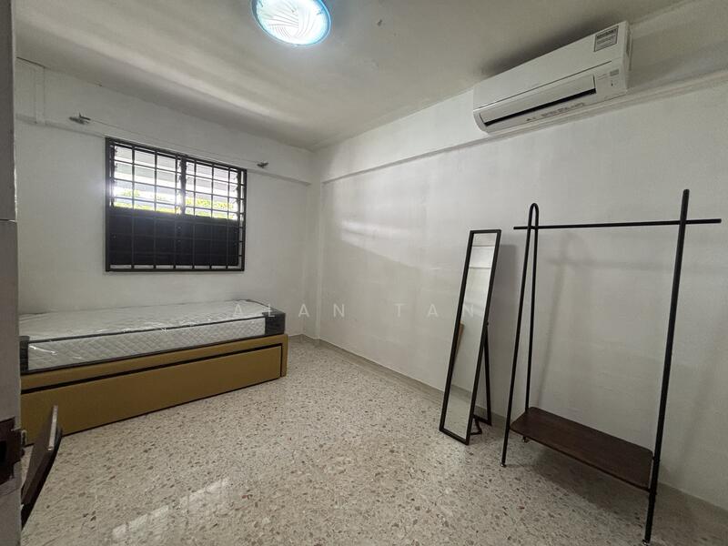 571 Cheng San Court, 571 Ang Mo Kio Avenue 3, Room Rental, 150 sqft, HDB Flat For Rent, by Alan Tan, 500054484 - Bedroom - PropertyGuru.com.sg