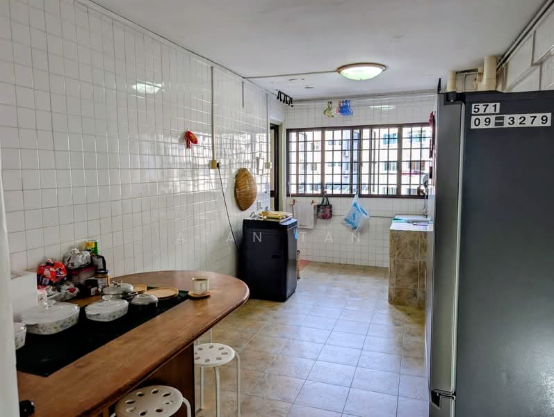 571 Cheng San Court, 571 Ang Mo Kio Avenue 3, Room Rental, 150 sqft, HDB Flat For Rent, by Alan Tan, 500054484 - PropertyGuru.com.sg