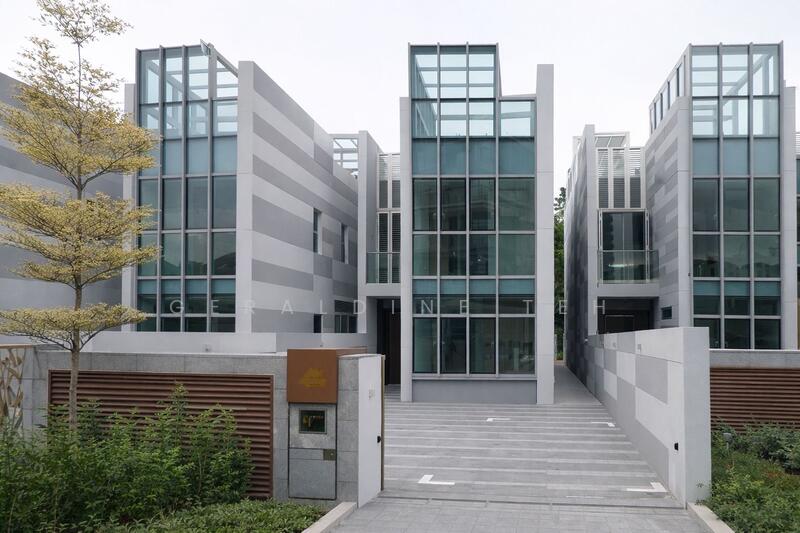 Thomson Grand Cluster House For Sale at S$ 4,118,000 | PropertyGuru Singapore