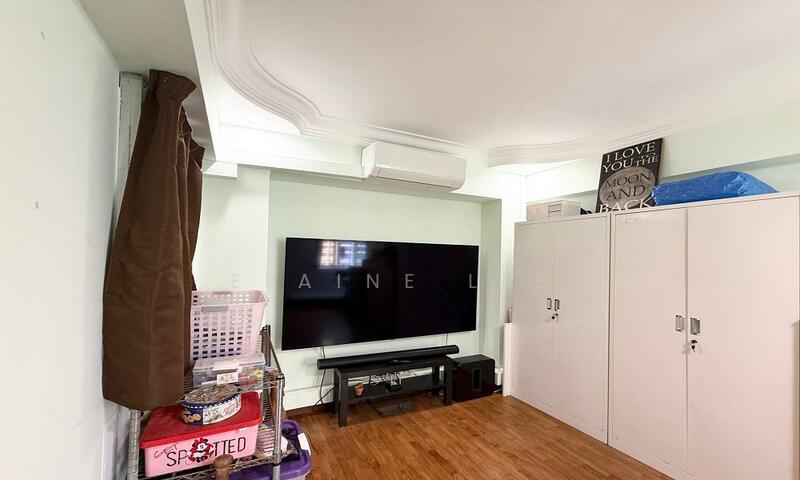 643 Punggol Central HDB Flat For Sale at S$ 650,000 | PropertyGuru Singapore - Living Room