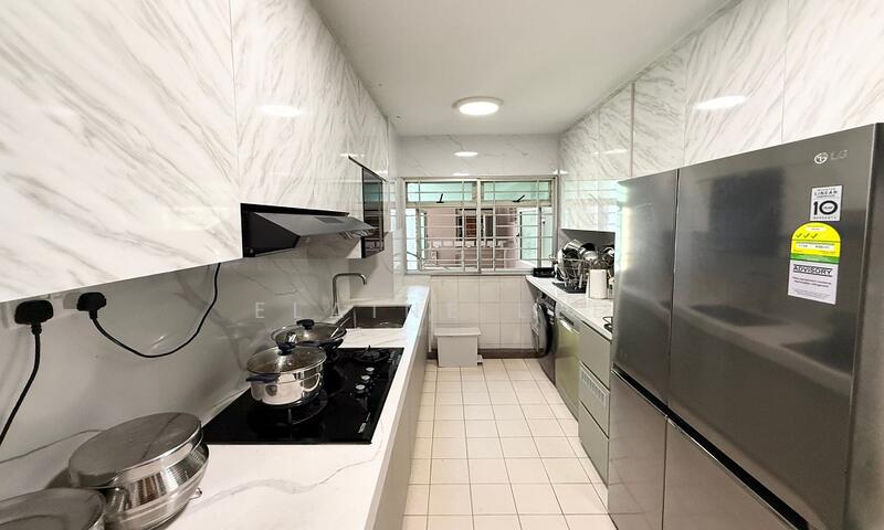 643 Punggol Central HDB Flat For Sale at S$ 650,000 | PropertyGuru Singapore - Kitchen