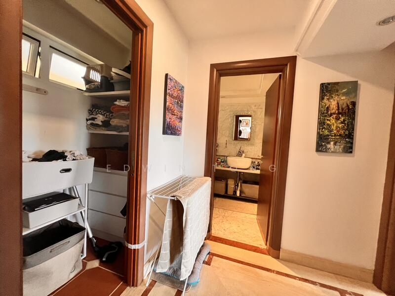 Hillcrest Arcadia Condominium For Sale at S$ 2,380,000 | PropertyGuru Singapore - Store cum maid