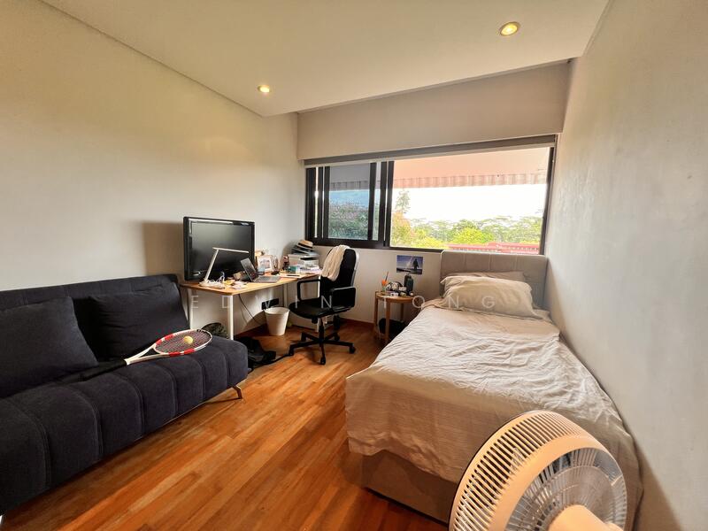 Hillcrest Arcadia Condominium For Sale at S$ 2,380,000 | PropertyGuru Singapore - Bedroom 2