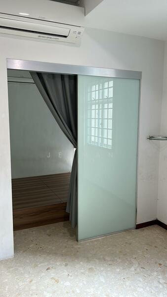 For Rent - The Diamond