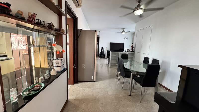 The Warren Apartment For Sale at S$ 1,680,000 | PropertyGuru Singapore - Living Room