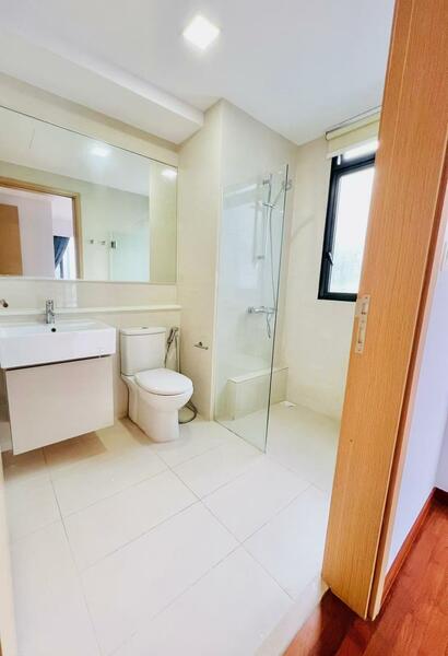 Twin Waterfalls, 108 Punggol Walk, 3 Bedrooms, 1,001 sqft, Executive Condominium For Rent, by Tom Leow, 500054560 - Bathroom - PropertyGuru.com.sg