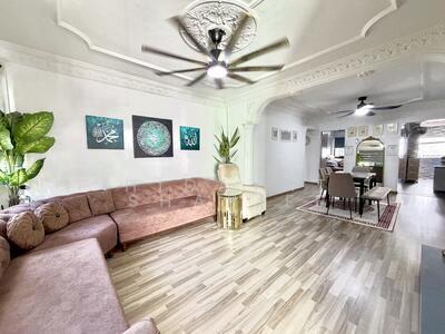 For Sale - 251 Tampines Street 21