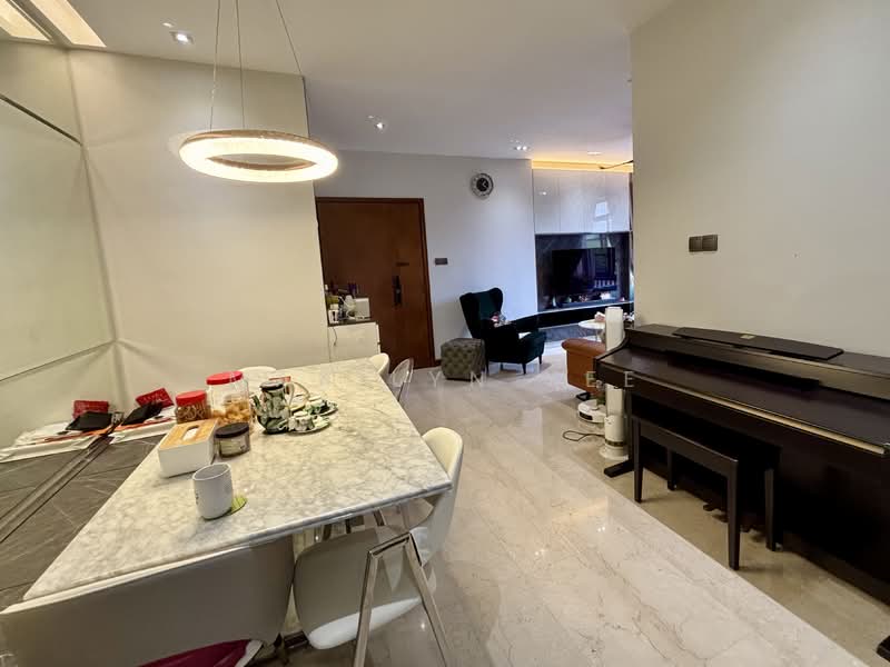 Casafina Condominium For Sale at S$ 1,400,000 | PropertyGuru Singapore - Dining from main entrance