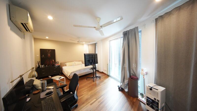 Siglap MRT Freehold Detached 5+1 bedrooms Detached House For Sale at S$ 6,480,000 | PropertyGuru Singapore - Bedroom