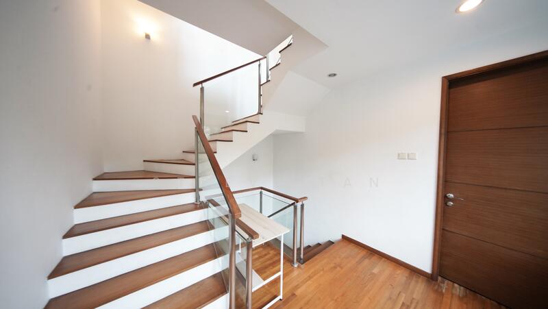 Siglap MRT Freehold Detached 5+1 bedrooms Detached House For Sale at S$ 6,480,000 | PropertyGuru Singapore - Interior