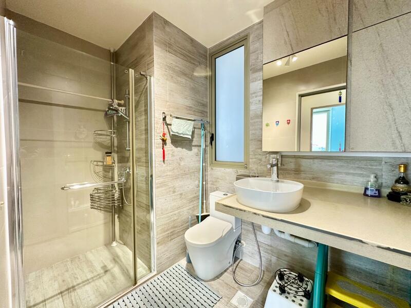 Sea Horizon Executive Condominium For Sale at S$ 1,199,999 | PropertyGuru Singapore - Bathroom