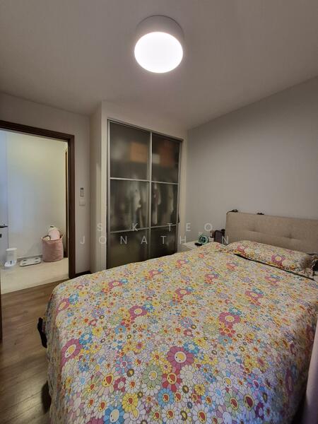 Imperial Heights Apartment For Sale at S$ 950,000 | PropertyGuru Singapore