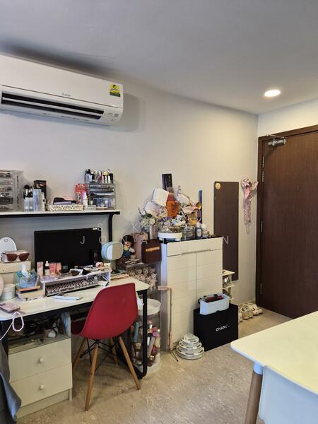 Imperial Heights Apartment For Sale at S$ 950,000 | PropertyGuru Singapore