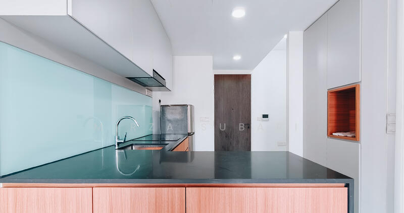 Rezi 24 Apartment For Sale at S$ 840,000 | PropertyGuru Singapore - Kitchen