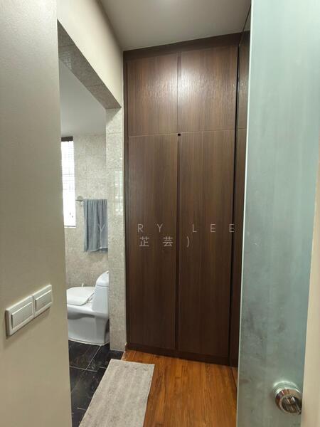 Casa Merah Condominium For Sale at S$ 2,528,000 | PropertyGuru Singapore - Bathroom