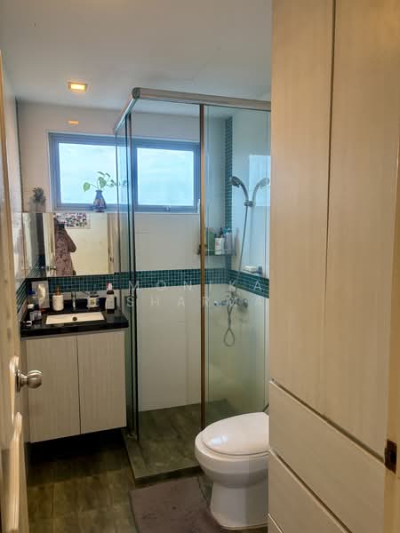 The Makena, 121 Meyer Road, 3 Bedrooms, 1,518 sqft, Condominium For Rent, by Monika Sharma, 500054618 - Bathroom - PropertyGuru.com.sg