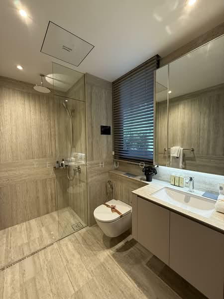 River Modern - VIP Preview! Developer Sale! Lowest Price! Direct Access To Great World MRT!, , 3 Bedrooms, 1,098 sqft, Condominium For Sale, by Yeo Shu Qian, 500054621 - Bathroom - PropertyGuru.com.sg