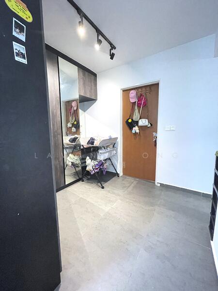 442A Bukit Batok West Avenue 8 HDB Flat For Sale at S$ 575,000 | PropertyGuru Singapore - Interior