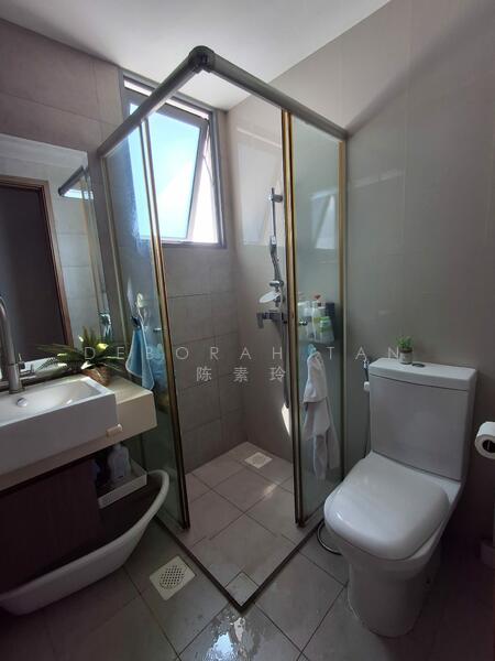 The Canopy, 71 Yishun Avenue 11, 3 Bedrooms, 1,195 sqft, Executive Condominium For Rent, by Deborah Tan 陈素玲, 500054640 - Bathroom - PropertyGuru.com.sg