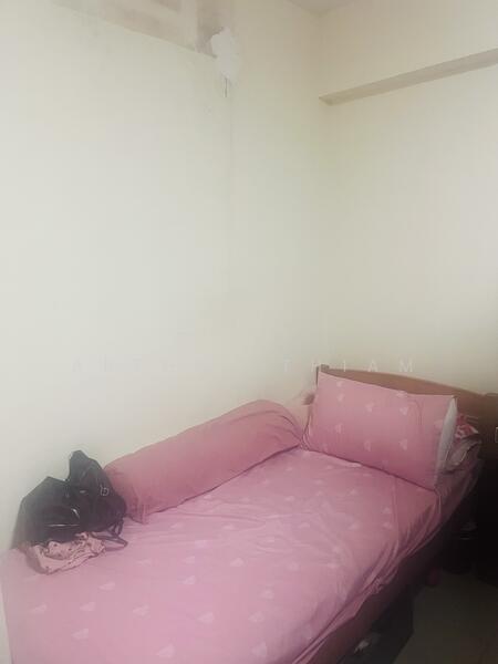 For Rent - 124 Simei Street 1