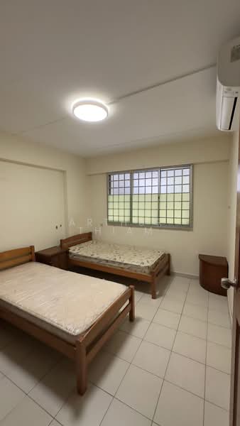 124 Simei Street 1, 124 Simei Street 1, 3 Bedrooms, 904 sqft, HDB Flat For Rent, by Arthur Thiam, 500054641 - Bedroom - PropertyGuru.com.sg