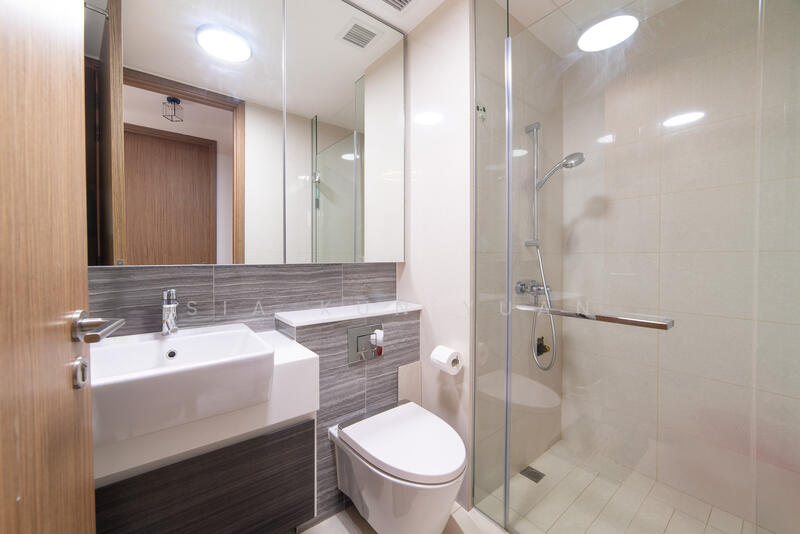 Parc Botannia Condominium For Sale at S$ 1,150,000 | PropertyGuru Singapore - Bathroom