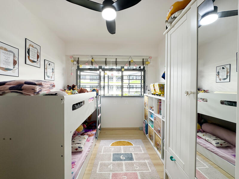 For Sale - 619A Tampines Street 61