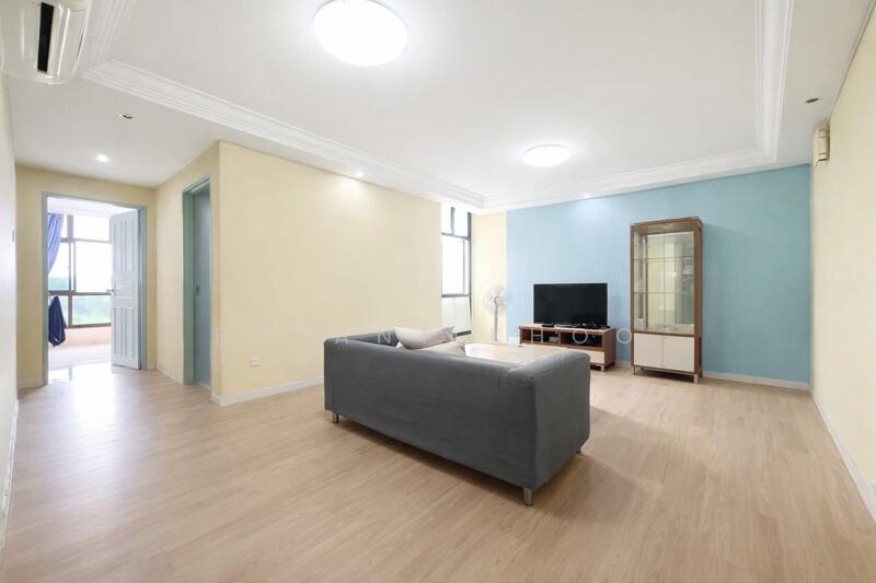 467 Segar Road HDB Flat For Sale at S$ 550,000 | PropertyGuru Singapore - Living Room