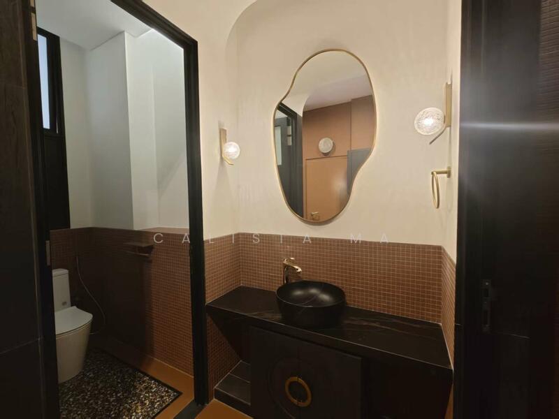 Garden View Estate, Conway Circle, 6 Bedrooms, 4,000 sqft, Semi-Detached House For Rent, by Calista Ma, 500054664 - Bathroom - PropertyGuru.com.sg