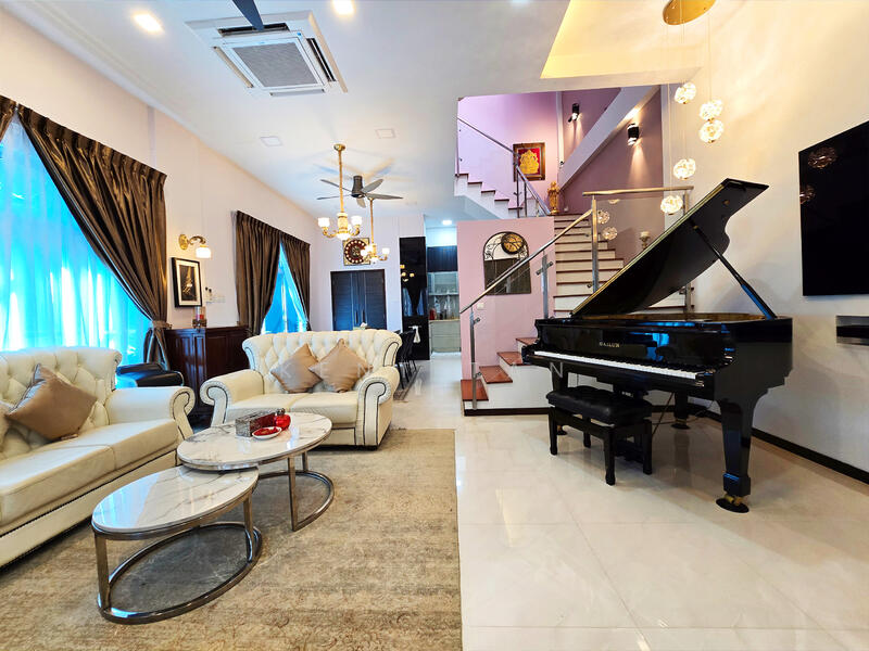 Sembawang Hills Modern & Luxurious 2.5sty plus Basement Corner Terrace Corner Terrace For Sale at S$ 5,500,000 | PropertyGuru Singapore - Living Room