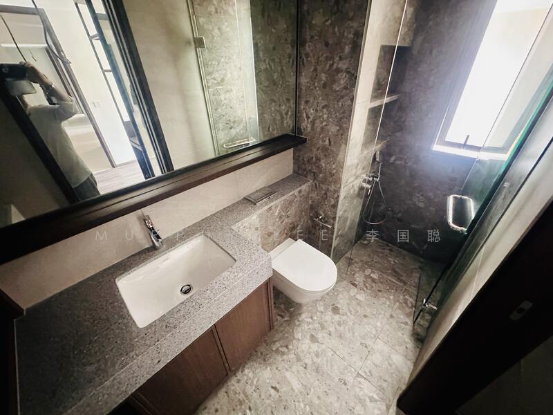 Jansen House Apartment For Sale at S$ 2,100,000 | PropertyGuru Singapore - Bathroom