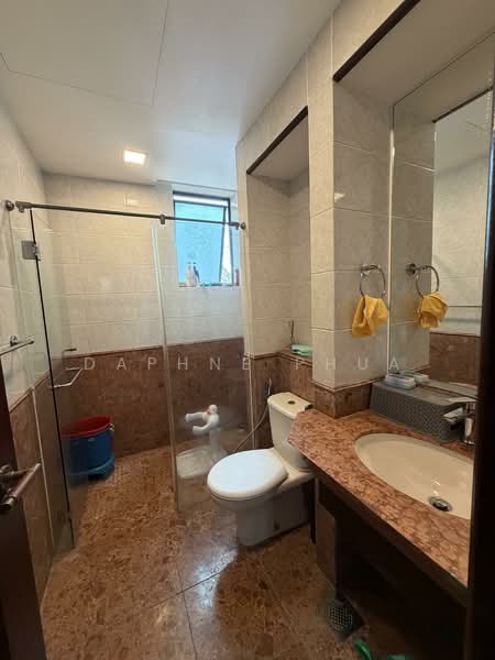 Pebble Bay, 130 Tanjong Rhu Road, 2 Bedrooms, 1,281 sqft, Condominium For Rent, by Daphne Phua, 500054680 - Common bathroom  - PropertyGuru.com.sg